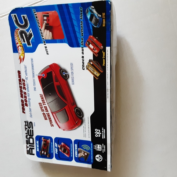 Mattel Hot Wheels RC Stealth Rides Red T5276 2010 Factory Sealed NEW - Picture 6 of 6